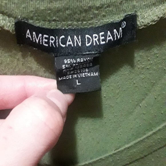 💣4/$10 💣 Long Sleeve V-Neck T-Shirt - Picture 4 of 4